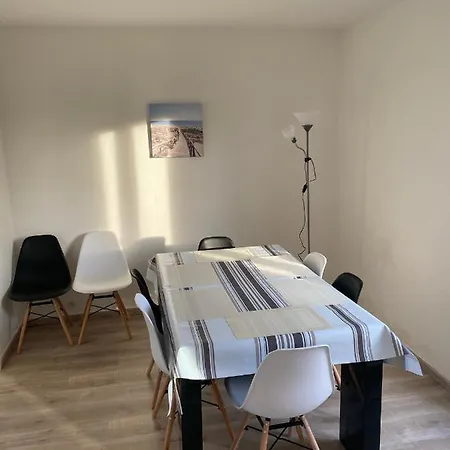Appartement 3P, 72M2, Centre Ville, Parking Prive Tout Confort Biscarrosse Buitenkant foto