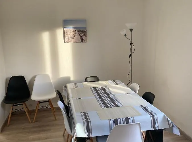 Appartement 3P, 72M2, Centre Ville, Parking Prive Tout Confort